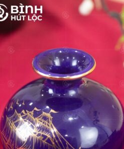 binh-hut-loc-bat-trang-ve-vang-mau-xanh-coban-hoa-tiet-thuan-buom-xuoi-gio (2)
